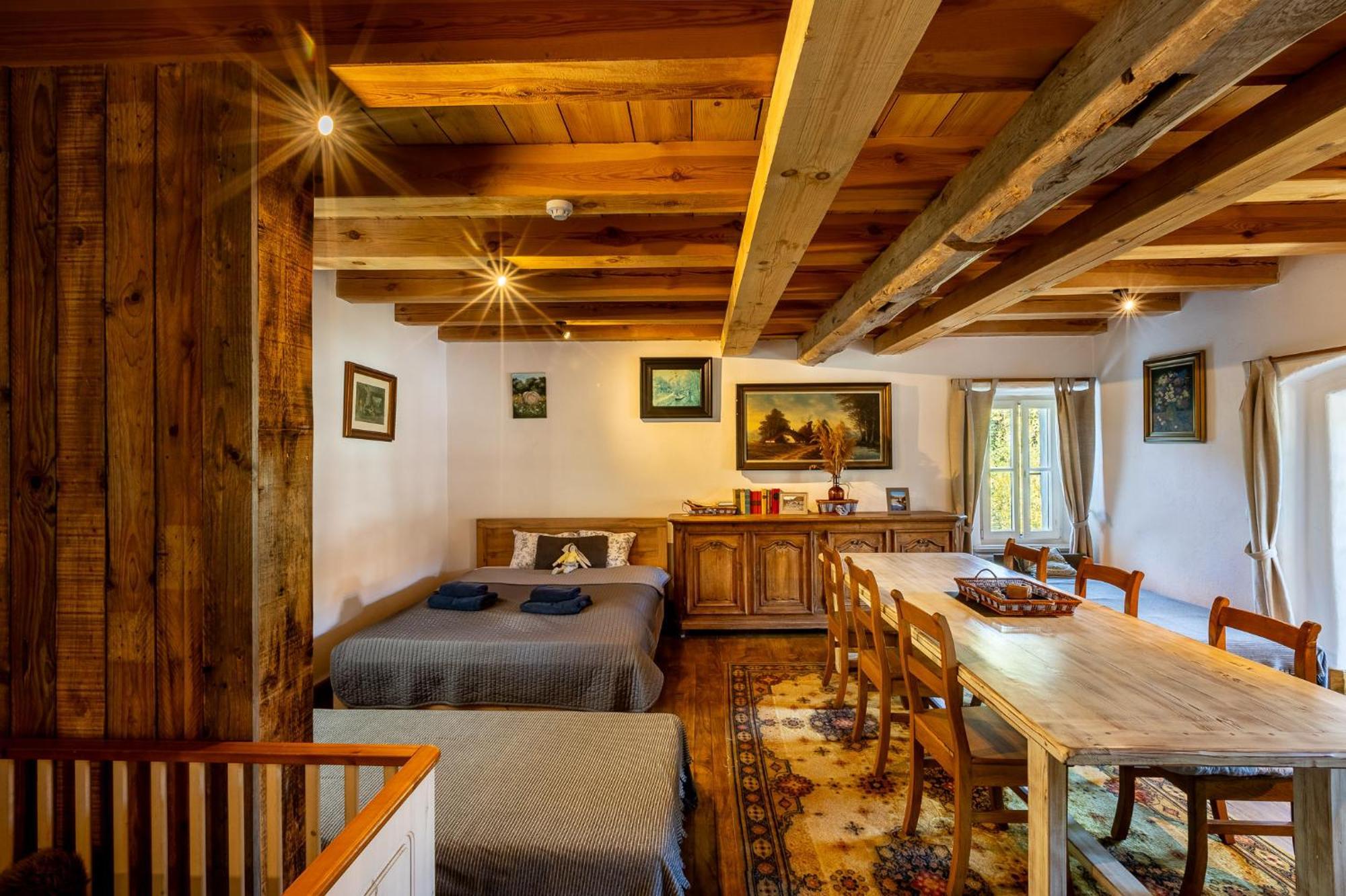 Gosciniec Pod Zajacem Bed & Breakfast Oleśnica