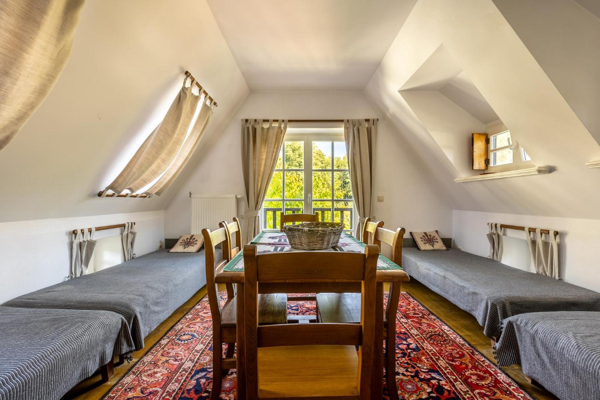 Bed & Breakfast Gosciniec Pod Zajacem Oleśnica